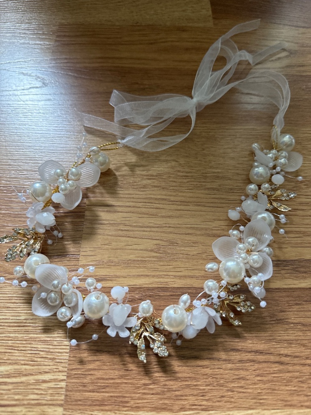Girls headpiece - pearls and flowers
